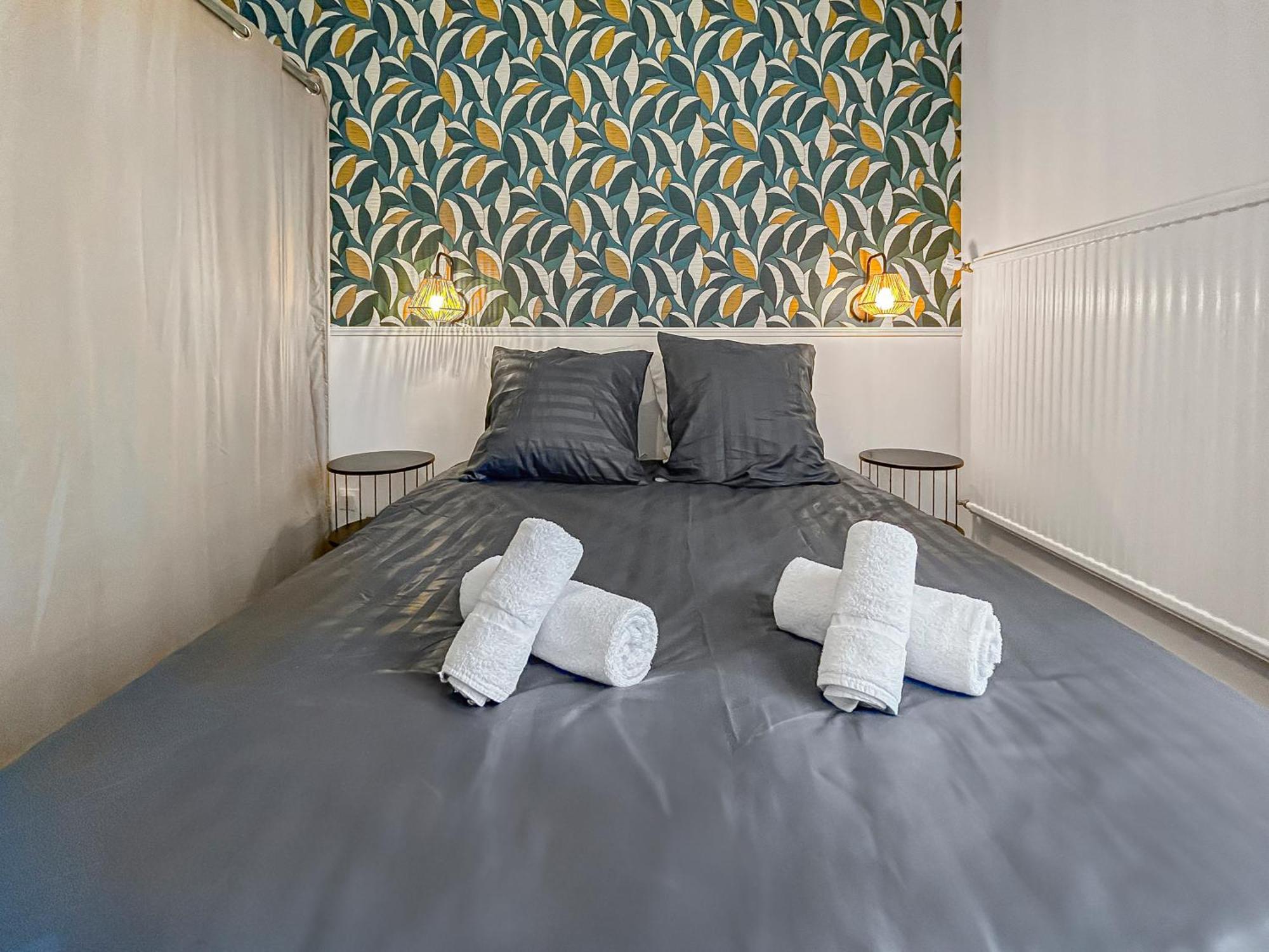 Appartement Lumineux, Wi-Fi Et Parking Prive ニオール エクステリア 写真
